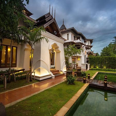 Shinnabhura Historic Boutique Hotel بيتسانولوك المظهر الخارجي الصورة